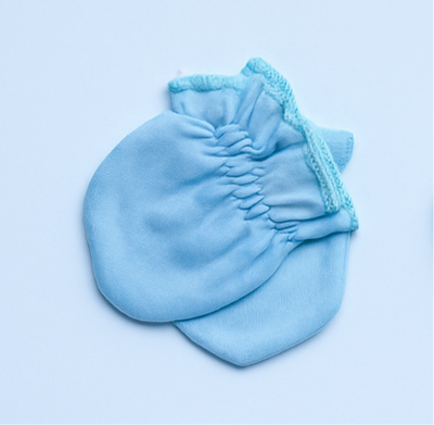 Mittens set of 4 Blue / White for Baby Boy / Girl
