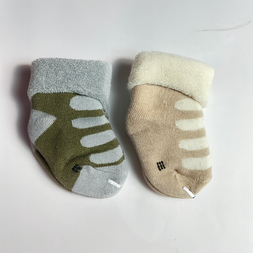 Set of 2 Baby Socks | Standard Size 0-1 Year | Green | Beige | Imported