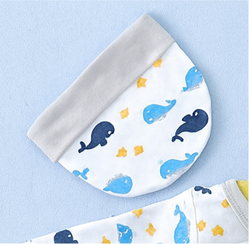 Baby Starter Set – 5 Piece Gray White Baby | Gift Set for Baby